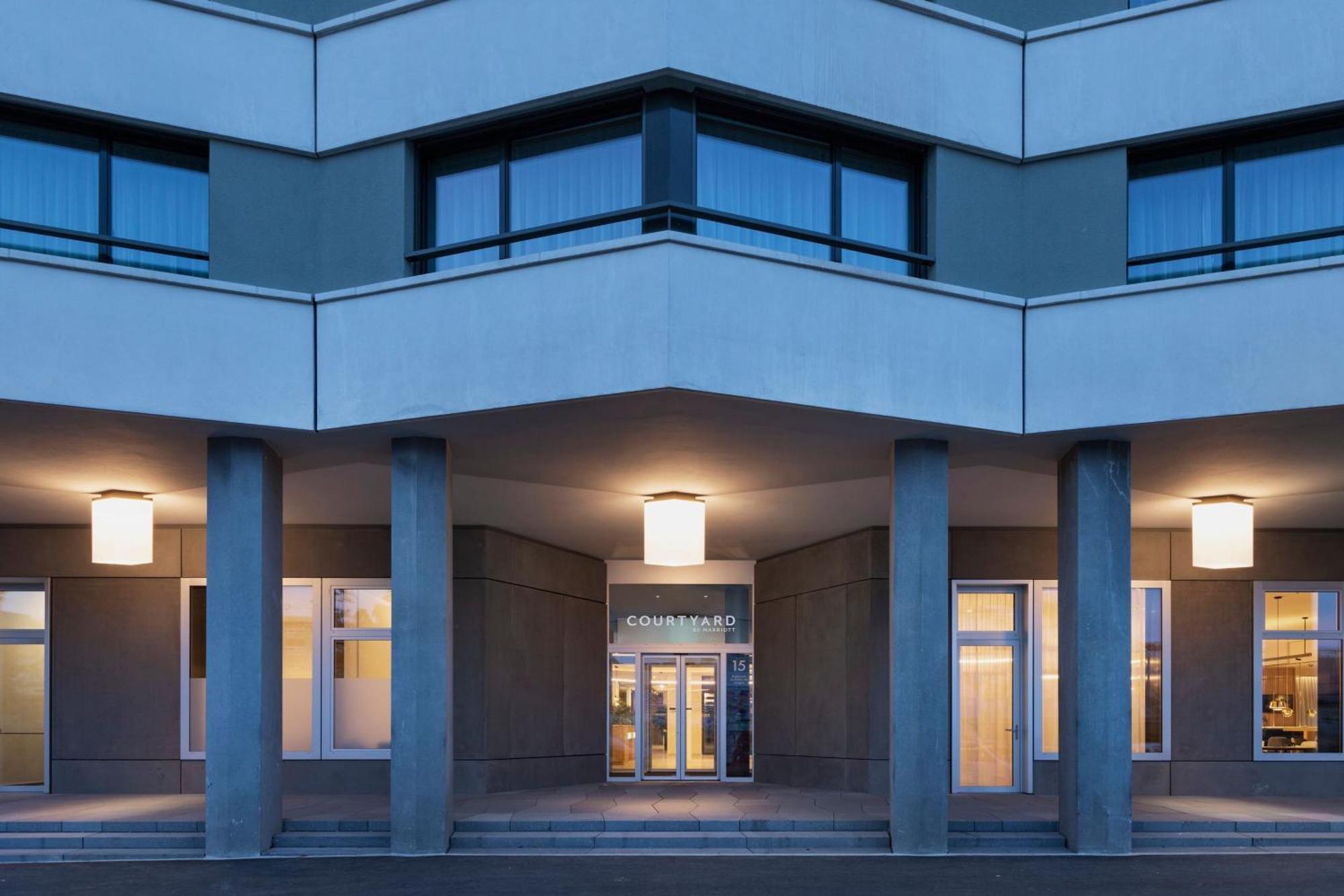 Courtyard By Marriott Biel Bienne酒店 外观 照片