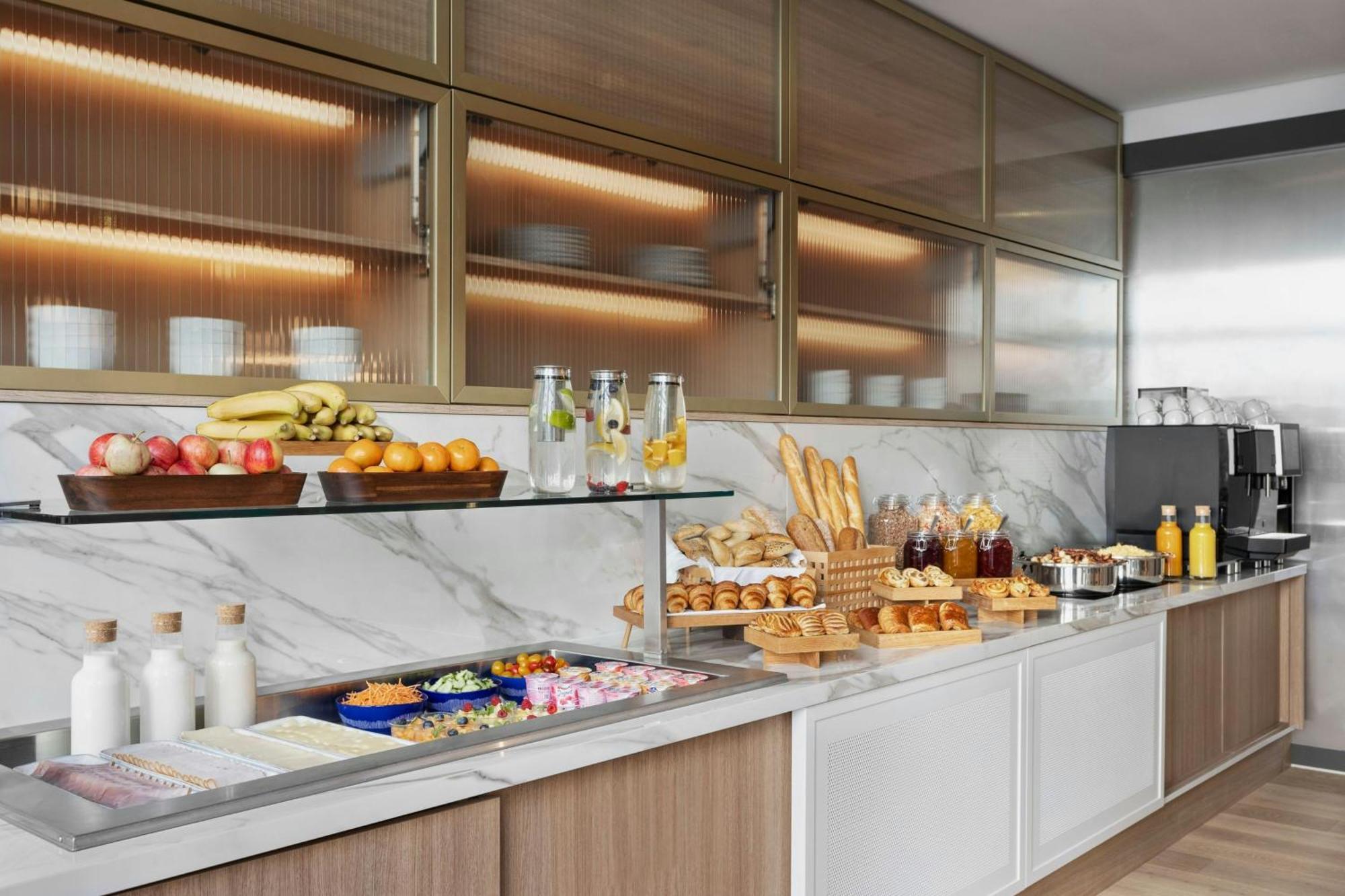 Courtyard By Marriott Biel Bienne酒店 外观 照片