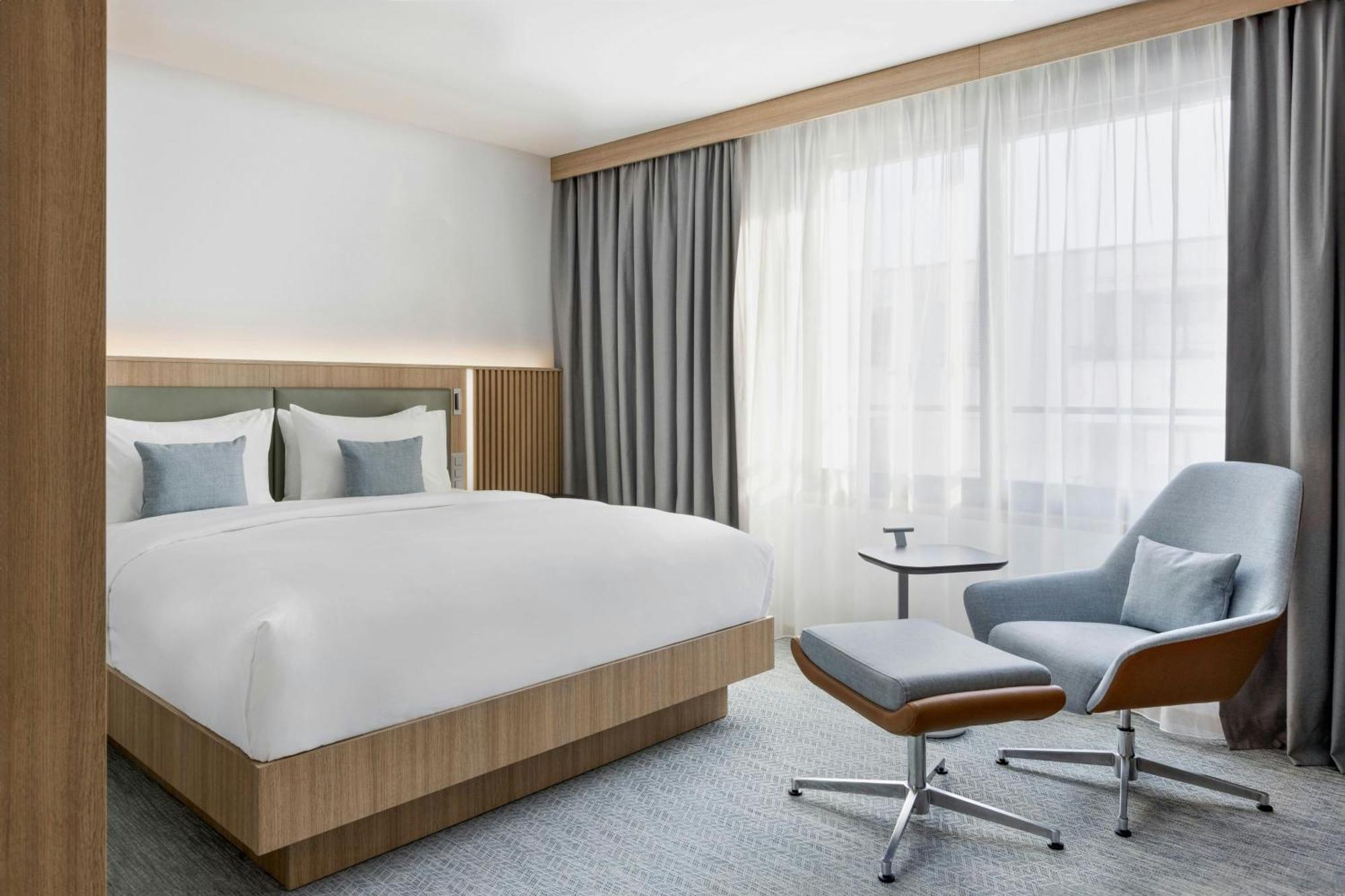 Courtyard By Marriott Biel Bienne酒店 外观 照片