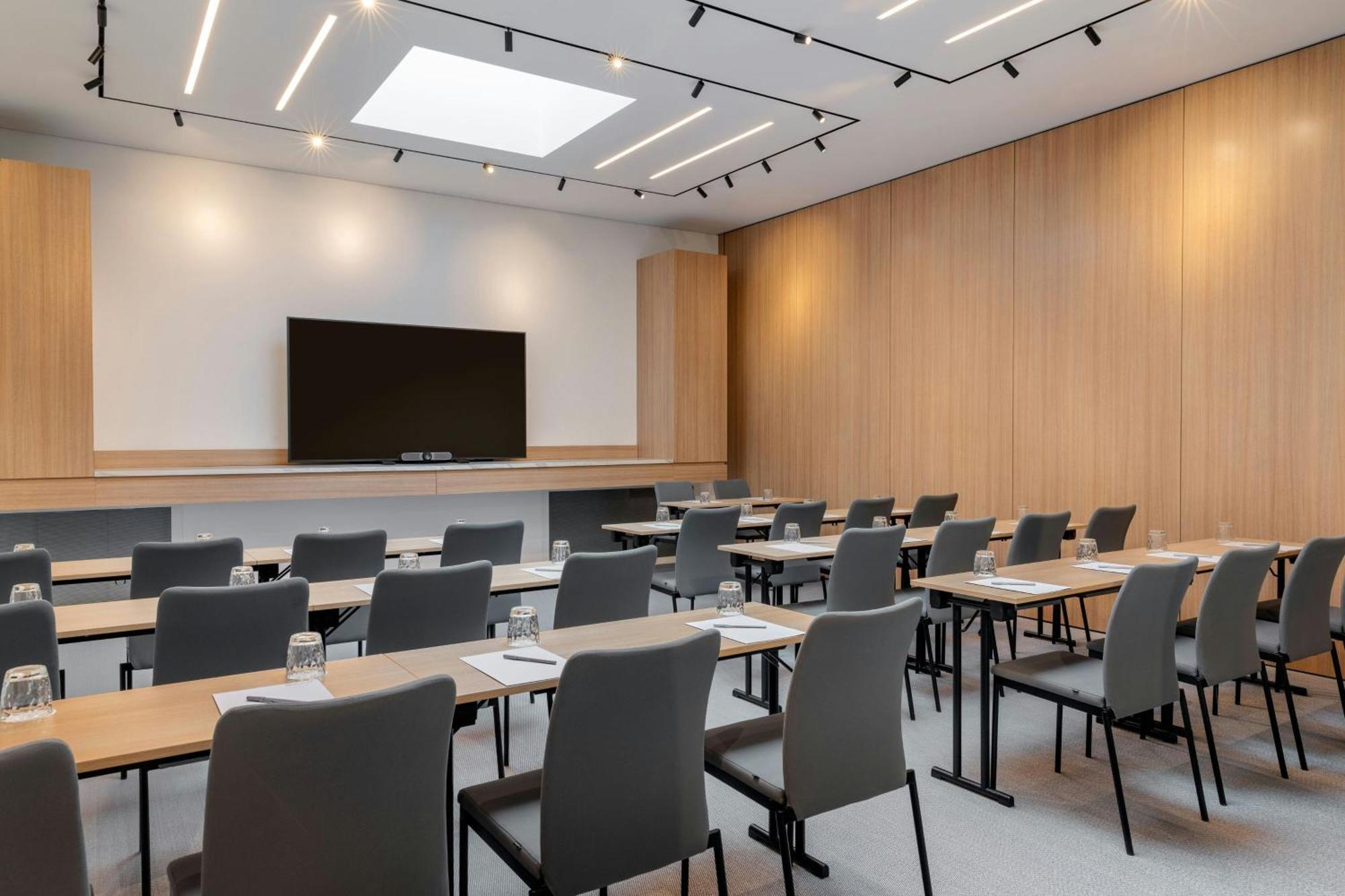 Courtyard By Marriott Biel Bienne酒店 外观 照片